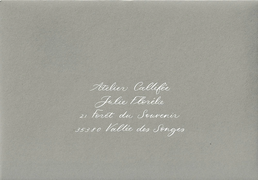 mariage-enveloppe-calligraphie-style-centaurée